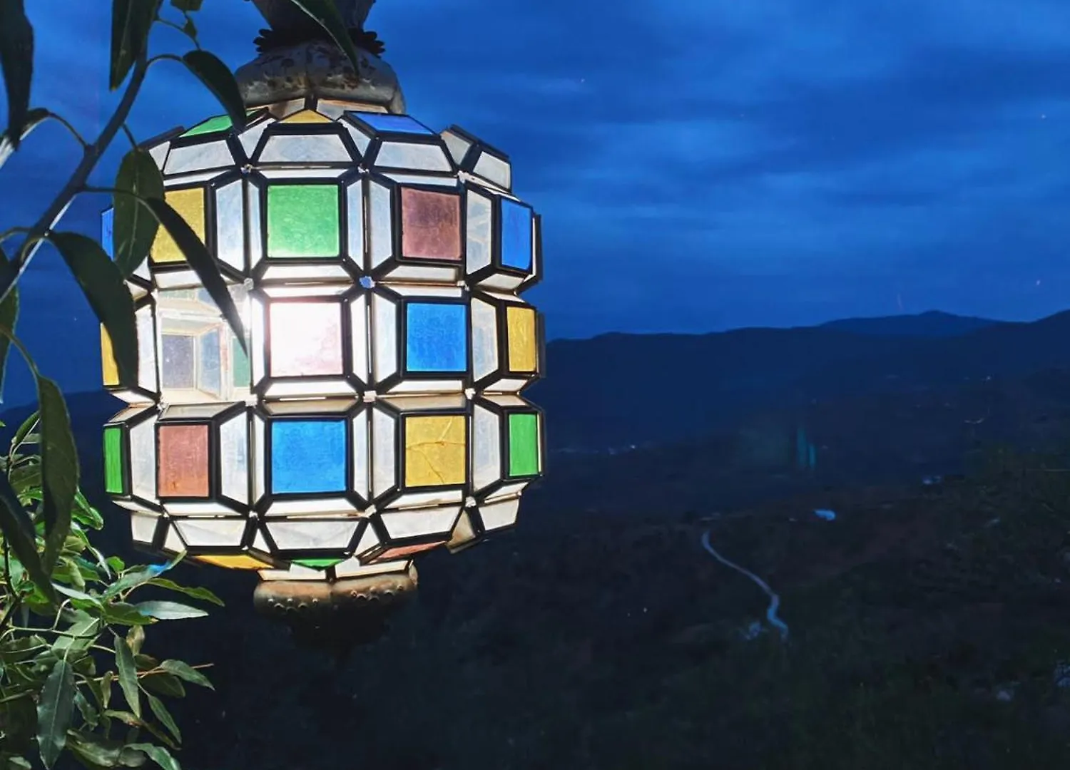 Alozaina Glamping Geodesic Dome In Secluded Eco Retreat酒店 西班牙